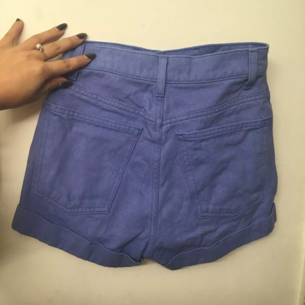 AMERICAN APPAREL HIGHWAISTED SHORTS